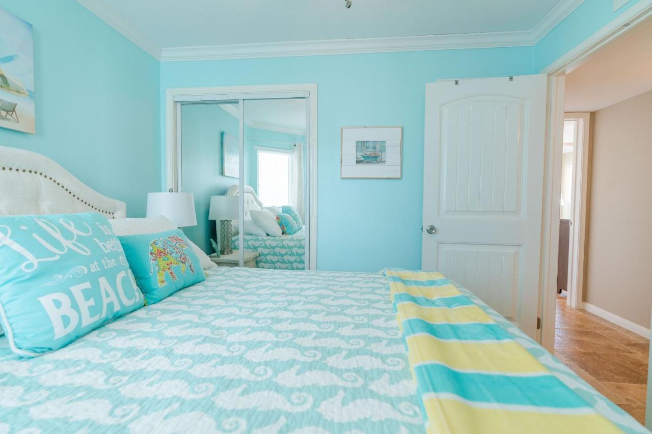 Steps To Pool And Beachamazing Views From Two Balconies Galveston Exterior foto